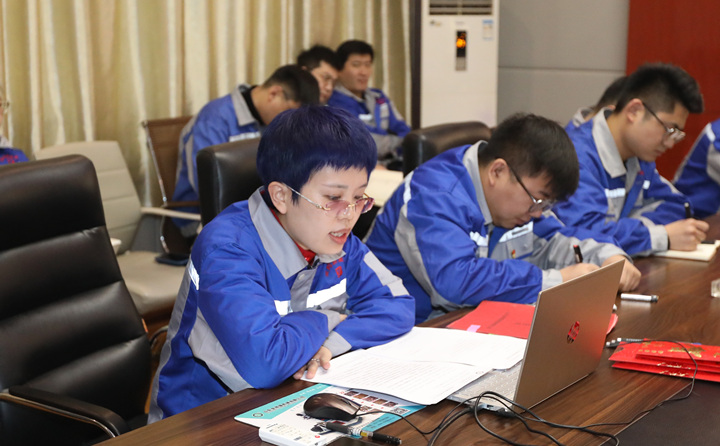 不忘初心，方得始終。辦公室主任李昌鳳提出2023年度營銷工作計劃與重點.jpg